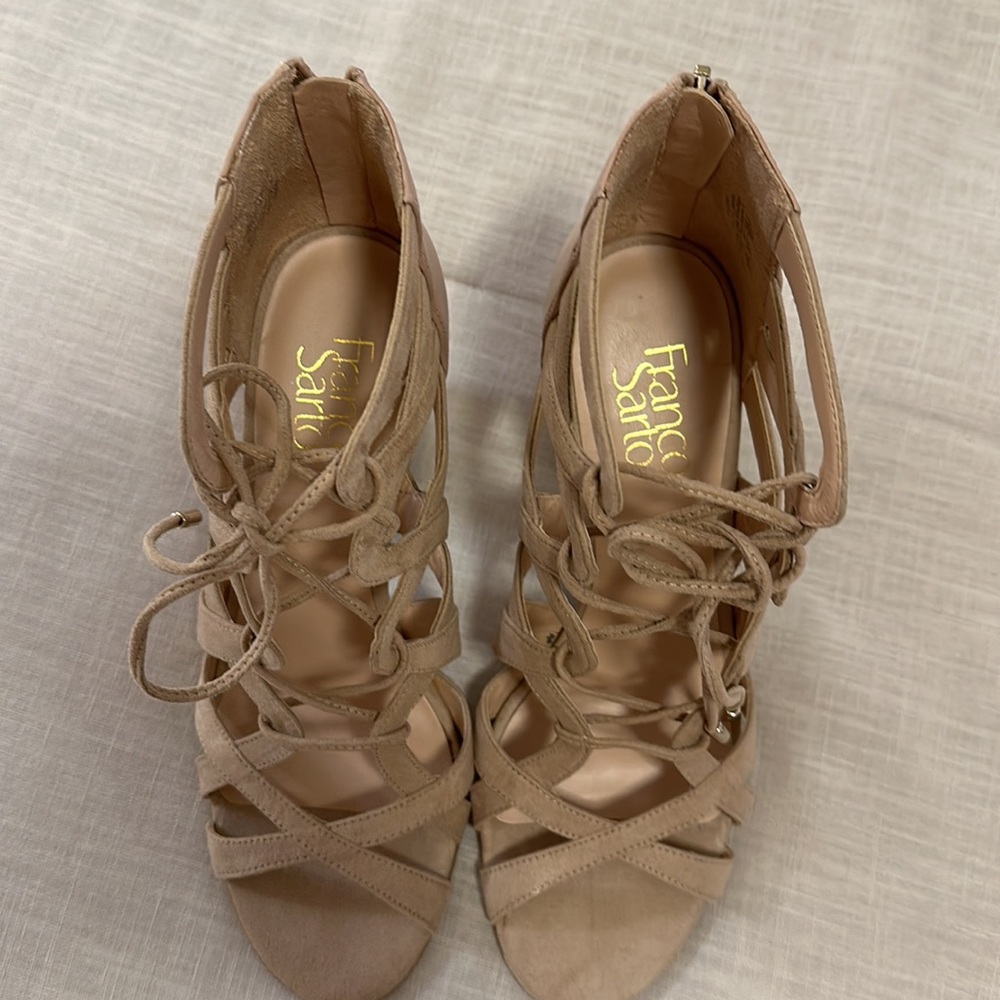 Beige Heels - Picture 4 of 8